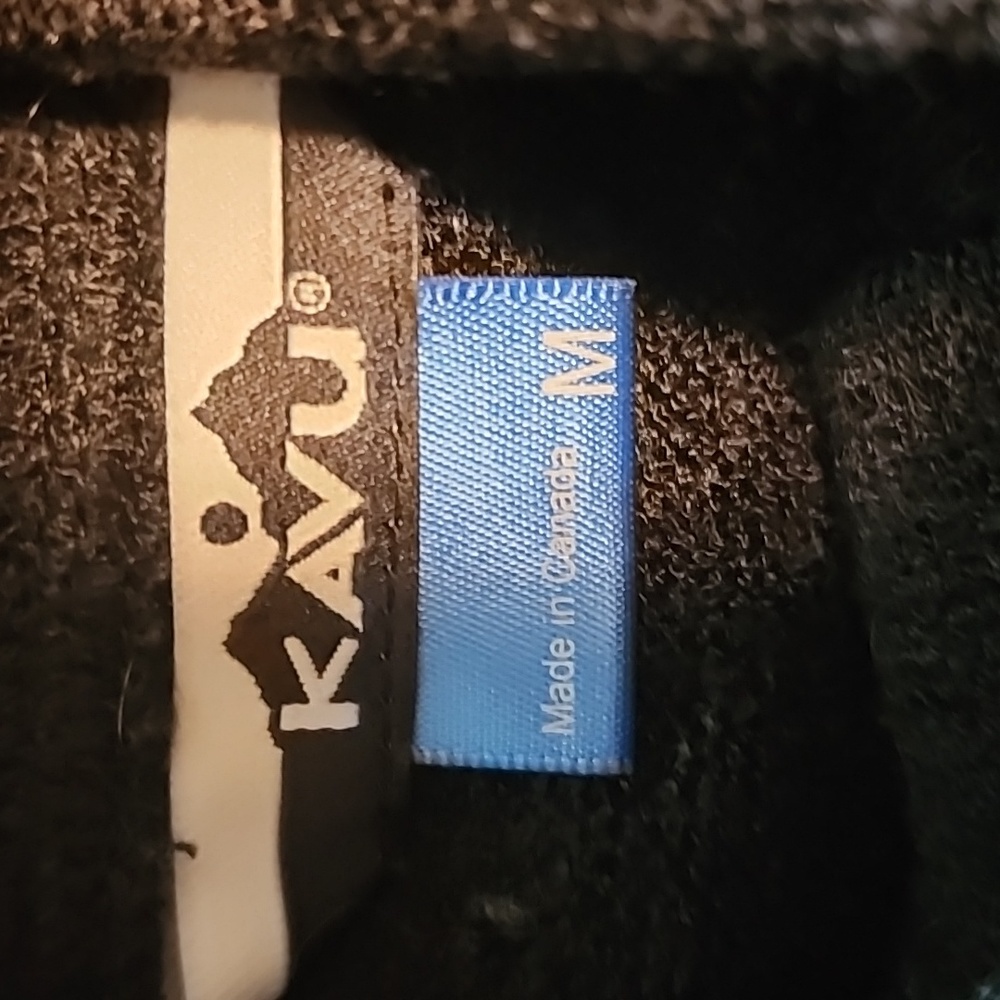 Sweater - Picture 5 of 6